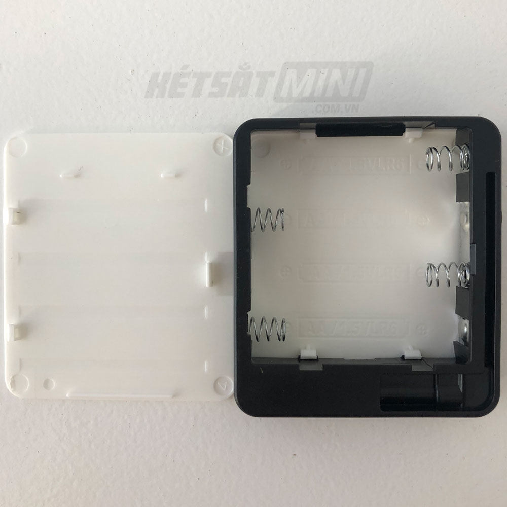 Hộp pin dự phòng. Hộp pin dự phòng.
